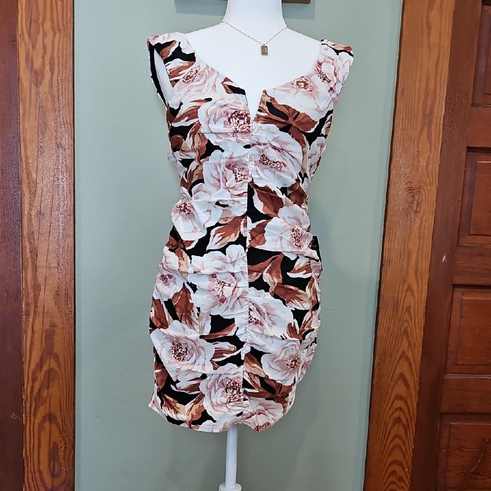 Brown and White V-neck Sheath Mini Dress From Express